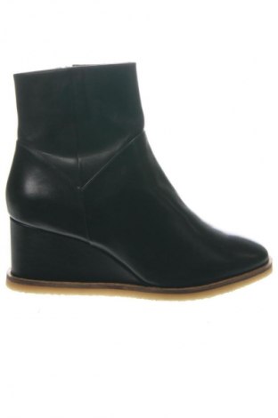 Dámské poltopánky White Stuff, Veľkosť 39, Farba Čierna, Cena  133,95 €