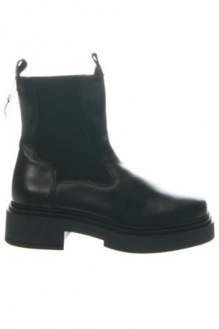 Damskie botki Zign, Rozmiar 36, Kolor Czarny, Cena 335,99 zł