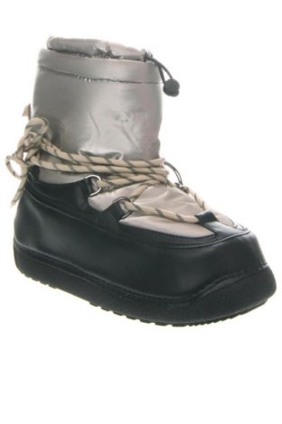 Дамски ботуши Zara, Размер 39, Цвят Многоцветен, Цена 39,36 €