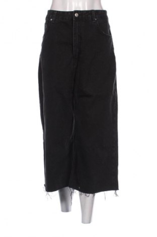 Dámské džíny  Bershka, Velikost L, Barva Černá, Cena  419,00 Kč