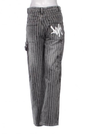 Дамски дънки Bershka, Размер M, Цвят Многоцветен, Цена 14,83 €