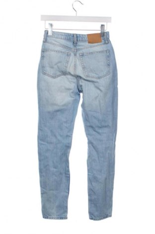 Női farmernadrág Bershka, Méret XS, Szín Kék, Ár 6 198 Ft