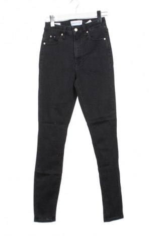 Dámske džínsy  Calvin Klein Jeans, Veľkosť M, Farba Čierna, Cena  40,95 €