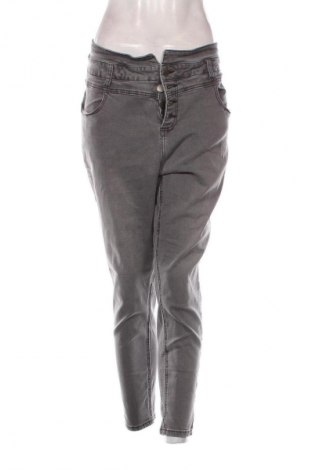 Damen Jeans Chic, Größe XXL, Farbe Grau, Preis € 15,99