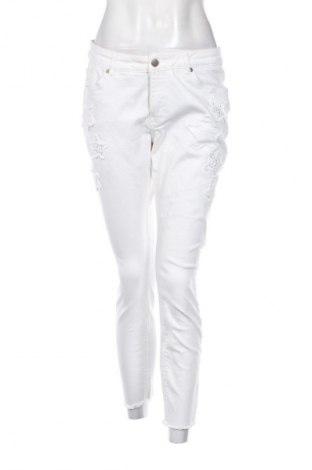 Damen Jeans Christian Berg, Größe M, Farbe Weiß, Preis € 17,46