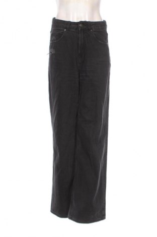 Дамски дънки Cropp, Размер S, Цвят Черен, Цена 21,00 €