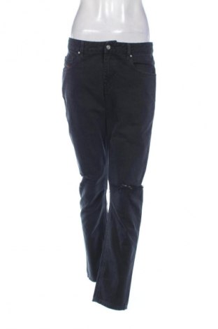 Damen Jeans Diesel, Größe M, Farbe Blau, Preis 61,96 €