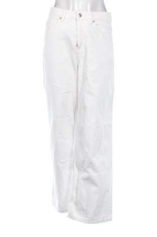 Дамски дънки H&M Divided, Размер S, Цвят Бял, Цена 15,00 €