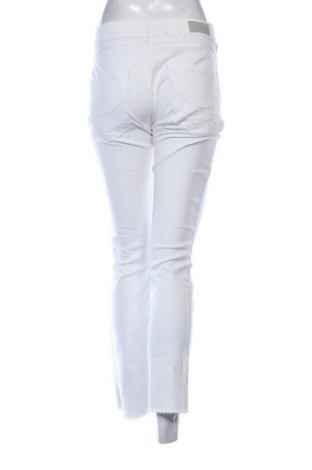 Női farmernadrág Joker, Méret M, Szín Fehér, Ár 6 198 Ft