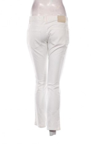 Дамски дънки Joop!, Размер M, Цвят Бял, Цена 39,36 €