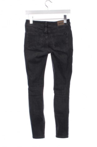 Dámske džínsy  Mustang, Veľkosť S, Farba Sivá, Cena  29,54 €