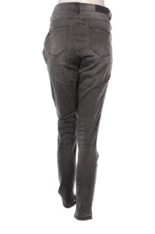 Dámske džínsy  Noisy May, Veľkosť XL, Farba Sivá, Cena  24,95 €