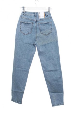 Dámske džínsy  Pieces, Veľkosť XS, Farba Modrá, Cena  46,95 €