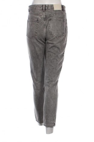 Blugi de femei Pull&Bear, Mărime S, Culoare Gri, Preț 59,99 Lei