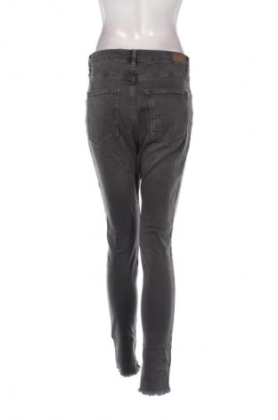 Damen Jeans Pull&Bear, Größe L, Farbe Grau, Preis € 19,99