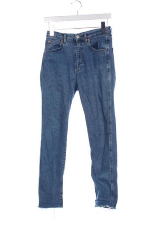 Дамски дънки Pull&Bear, Размер M, Цвят Син, Цена 14,77 €