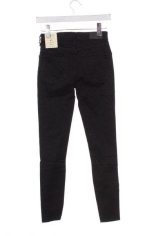 Γυναικείο Τζίν River Island, Μέγεθος XS, Χρώμα Μαύρο, Τιμή 56,99 €