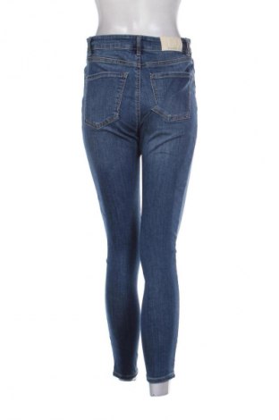 Damen Jeans Stradivarius, Größe M, Farbe Blau, Preis 15,00 €