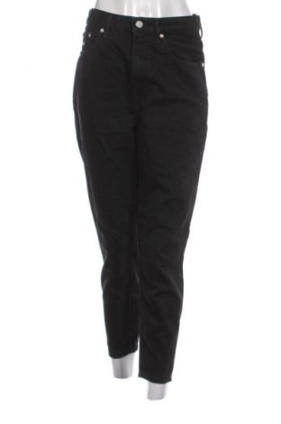 Damen Jeans Tommy Jeans, Größe M, Farbe Schwarz, Preis 117,99 €