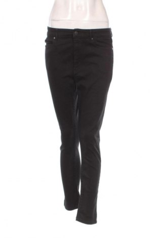 Damen Jeans Uniqlo, Größe M, Farbe Schwarz, Preis € 13,99