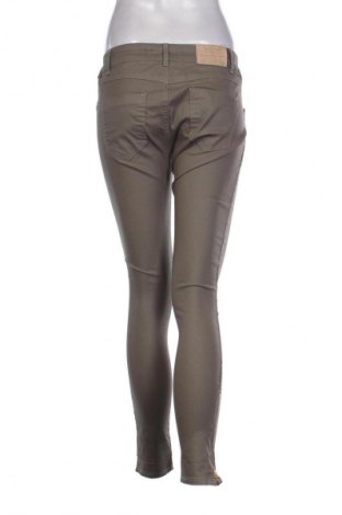 Damen Jeans Zara, Größe M, Farbe Grün, Preis € 9,99