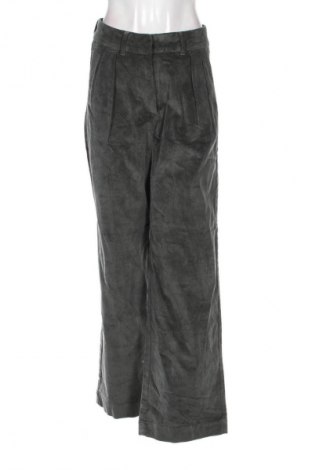 Damen Cordhose Mazine, Größe M, Farbe Grün, Preis € 20,99