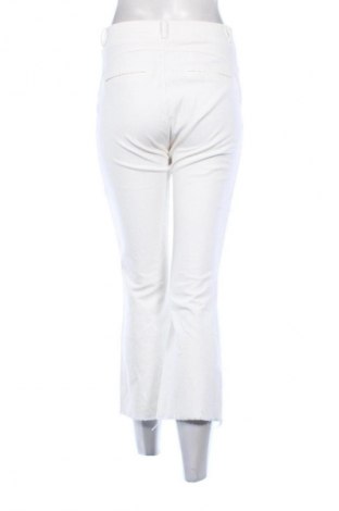 Női kordbársony nadrág Motel, Méret S, Szín Ekrü
, Ár 10 102 Ft