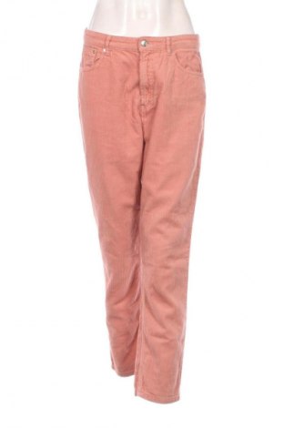 Damen Cordhose Stradivarius, Größe M, Farbe Aschrosa, Preis € 15,00