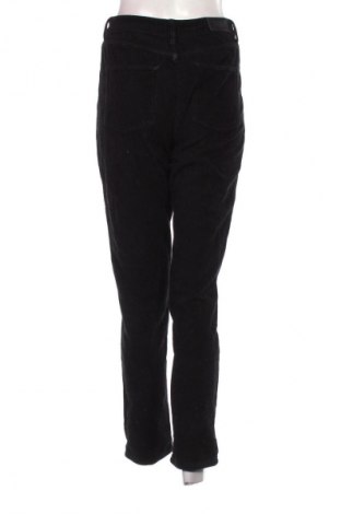 Dámske menčestráky Urban Outfitters, Veľkosť S, Farba Čierna, Cena  12,95 €