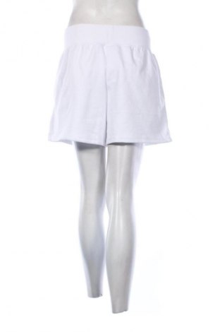 Дамски къс панталон Calvin Klein, Размер XL, Цвят Бял, Цена 52,66 €