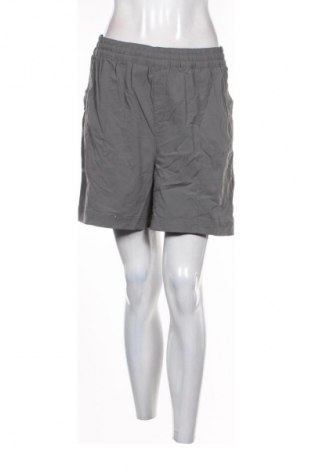 Damen Shorts Columbia, Größe L, Farbe Grau, Preis 15,99 €
