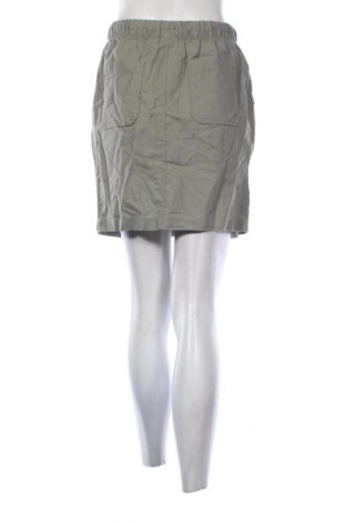 Damen Shorts Esmara, Größe M, Farbe Grün, Preis € 15,86