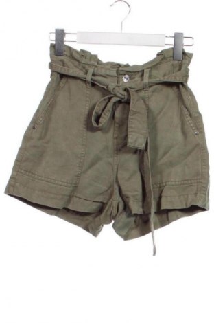 Damen Shorts Guess, Größe XS, Farbe Grün, Preis € 29,99