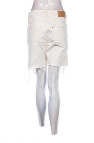 Γυναικείο κοντό παντελόνι H&M, Μέγεθος L, Χρώμα Λευκό, Τιμή 12,00 €