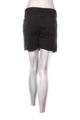 Γυναικείο κοντό παντελόνι H&M, Μέγεθος XXL, Χρώμα Μαύρο, Τιμή 9,70 €