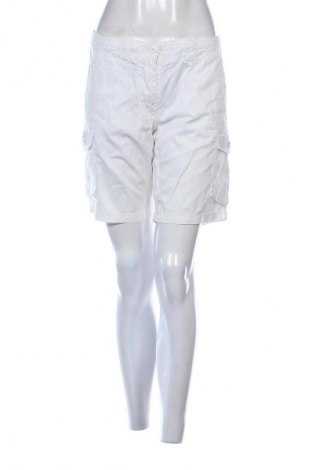 Damen Shorts Napapijri, Größe XL, Farbe Weiß, Preis 17,99 €
