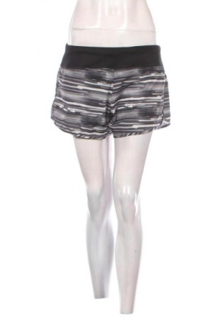 Дамски къс панталон Nike, Размер M, Цвят Многоцветен, Цена 17,00 €