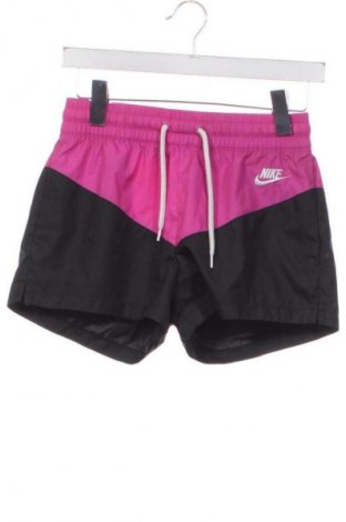 Női rövidnadrág Nike, Méret XS, Szín Sokszínű, Ár 7 213 Ft
