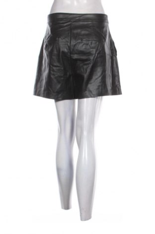 Γυναικείο κοντό παντελόνι ONLY, Μέγεθος XL, Χρώμα Μαύρο, Τιμή 28,99 €