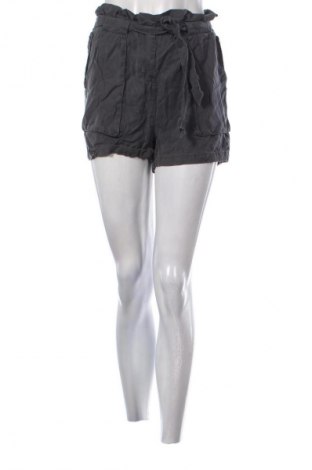 Damen Shorts Promod, Größe S, Farbe Grau, Preis € 17,00