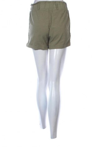 Dámské kraťasy  Pull&Bear, Velikost S, Barva Zelená, Cena  283,00 Kč