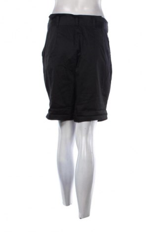 Damen Shorts Rinascimento, Größe M, Farbe Schwarz, Preis 24,55 €