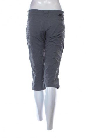 Γυναικείο κοντό παντελόνι Salomon, Μέγεθος M, Χρώμα Γκρί, Τιμή 22,99 €