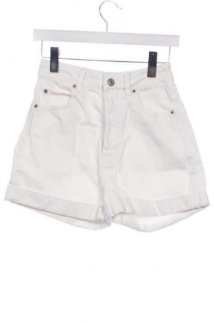 Damen Shorts Stradivarius, Größe XS, Farbe Weiß, Preis € 10,00