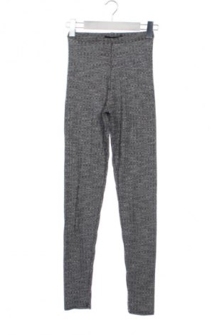 Női leggings Pretty Little Thing, Méret XS, Szín Szürke, Ár 2 916 Ft