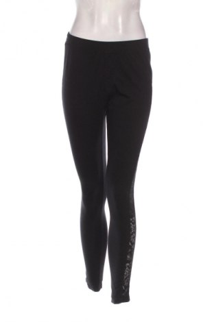 Дамски клин Urban Classics, Размер L, Цвят Черен, Цена 10,23 €