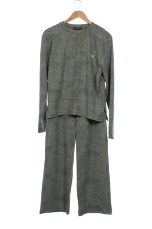 Dámský kostým   Unbranded, Velikost L, Barva Zelená, Cena  1 276,00 Kč