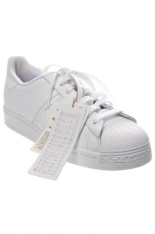 Dámske topánky  Adidas, Veľkosť 40, Farba Biela, Cena  99,95 €