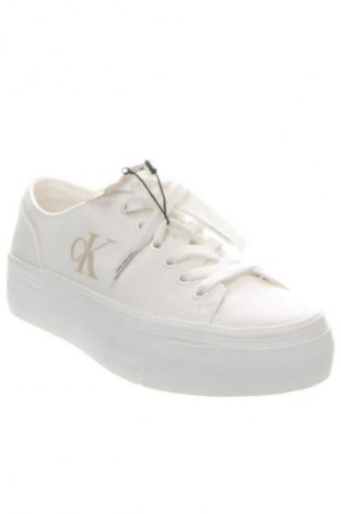 Дамски обувки Calvin Klein Jeans, Размер 38, Цвят Бял, Цена 89,47 €