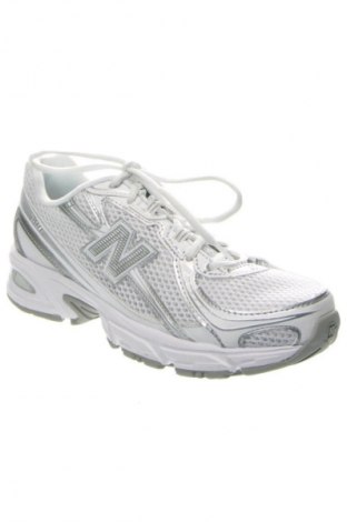 Încălțăminte de damă New Balance, Mărime 38, Culoare Alb, Preț 519,99 Lei